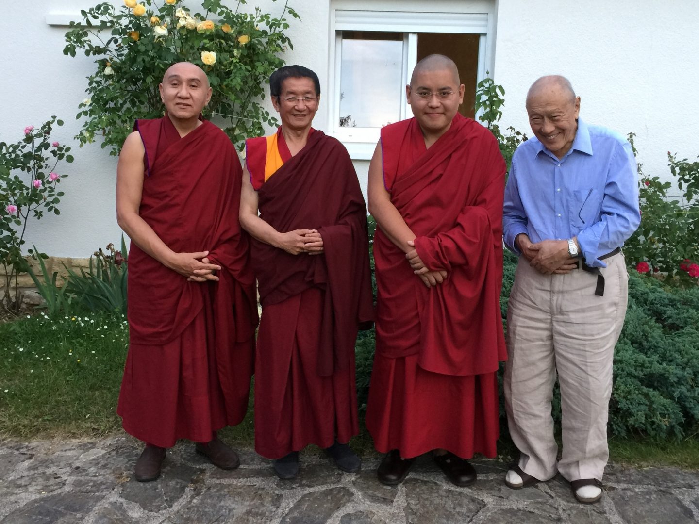 Un moine en orange m’a donné des livres Trois-rinpoche